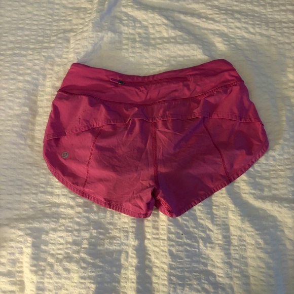 Lululemon Speed Up Shorts Sonic Pink - Picture 2 of 4